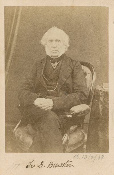 Sir D Brewster tekijältä English Photographer
