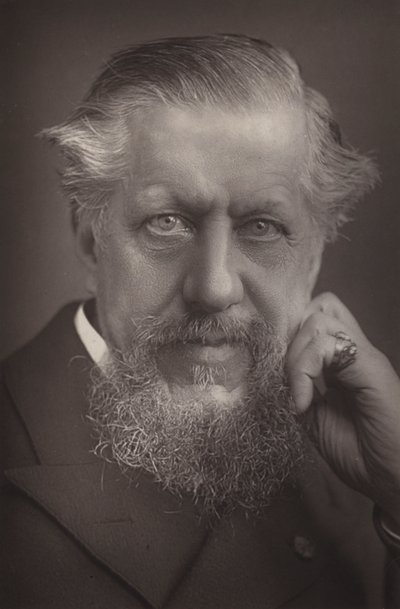 Sir Edwin Arnold tekijältä English Photographer