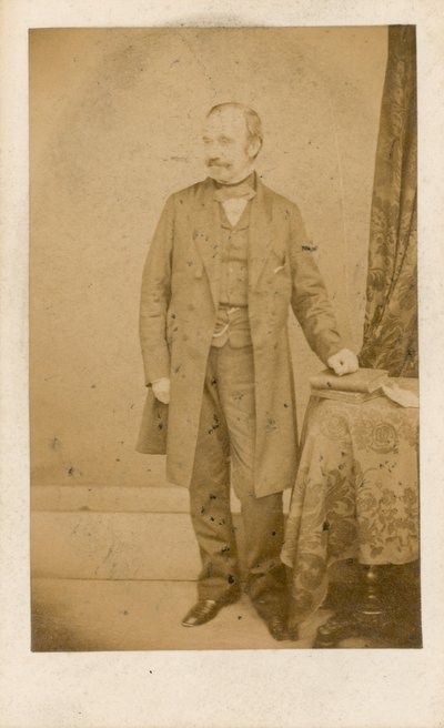 Sir James Outram tekijältä English Photographer