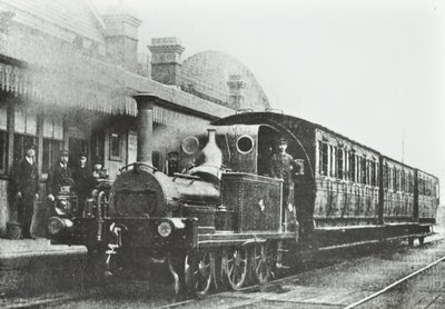 South Dock Station: nelipyöräinen säiliöveturi asemalla, 1880 tekijältä English Photographer