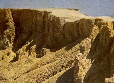 Egyptin kuninkaallisen hautausmaan etelärinne. tekijältä English Photographer