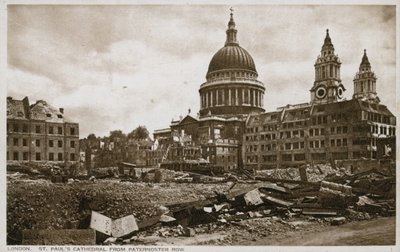 St Paulin katedraali, Lontoo, Paternoster Row