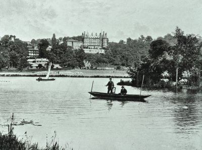 Tähti ja sukkanauhakoti, Richmond Hill, Richmond: yleiskuva, 1895 tekijältä English Photographer