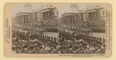 Stereografinen printti Queen Victorias Diamond Jubileesta tekijältä English Photographer