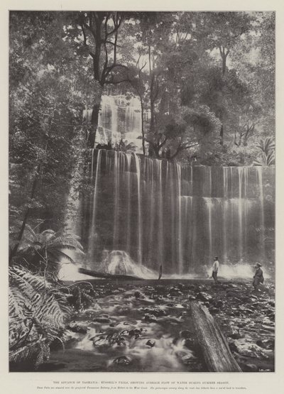 The Advance of Tasmania, Russells Falls, näyttää keskimääräisen veden virtauksen kesäkaudella tekijältä English Photographer