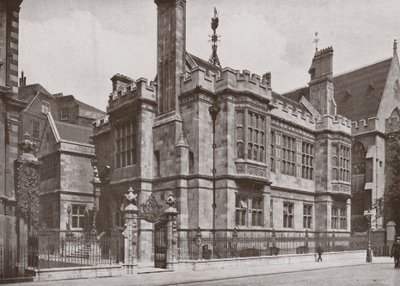 Astor Estate Office, Victoria Embankment tekijältä English Photographer