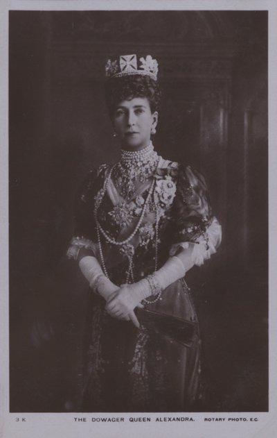 The Dowager Queen Alexandra (m/w kuva) tekijältä English Photographer
