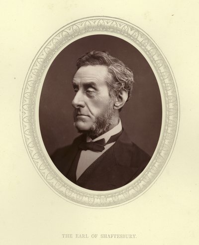 Earl of Shaftesbury tekijältä English Photographer