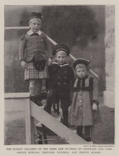 Cornwallin ja Yorkin herttuan ja herttuattaren, prinssi Edwardin, prinsessa Victorian ja prinssi Albertin vanhimmat lapset tekijältä English Photographer