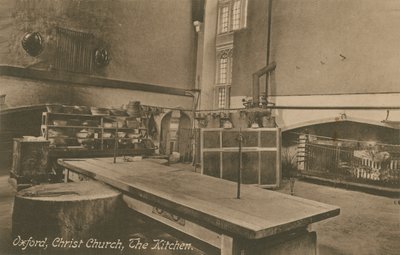 Keittiö, Christ Church, Oxford. Postikortti lähetetty 1913. tekijältä English Photographer