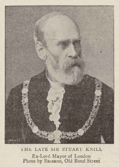 Edesmennyt Sir Stuart Knill tekijältä English Photographer