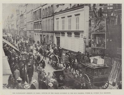 Nationalistien pidätykset Pariisissa, Grand Occidentin toimistot Rue Chabrolilla, missä M Guerin piiritettiin tekijältä English Photographer