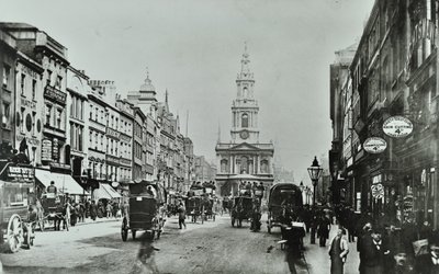 The Strand, 1897 tekijältä English Photographer