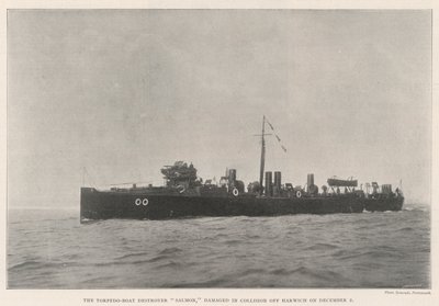 Torpedo-venetuhoaja Salmon vaurioitui törmäyksessä Harwichin edustalla 2. joulukuuta tekijältä English Photographer