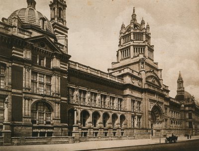 Victoria- ja Albert-museo, 1899 tekijältä English Photographer