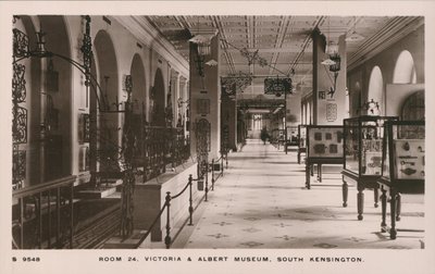 Victoria and Albert Museum, South Kensington, Lontoo tekijältä English Photographer