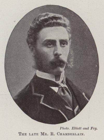 Edesmennyt herra R Chamberlain tekijältä English Photographer
