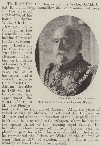 Edesmennyt Sir Charles Lennox Wyke tekijältä English Photographer