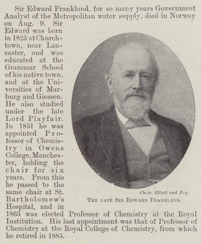 Edesmennyt Sir Edward Frankland tekijältä English Photographer