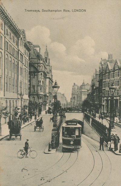 Raitiovaunut, Southampton Row, Lontoo tekijältä English Photographer