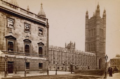 Parlamenttitalon Victoria Tower tekijältä English Photographer