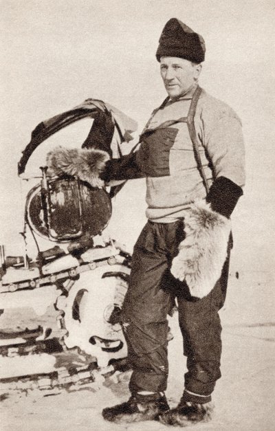 William Lashly, E.R.G.R.:n elokuvasta South With Scott. Evans, n. 1910-1913 (bw valokuva) tekijältä English Photographer