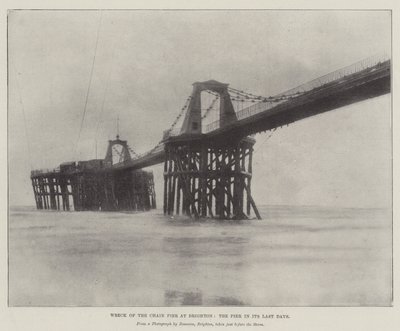 Brightonin ketjulaiturin hylky, laituri viimeisinä päivinä tekijältä English Photographer