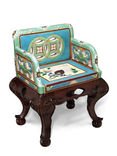Esteettinen Minton majolica turkoosi ja merenvaahdonvihreä jauhettu nojatuoli, n. 1865 tekijältä English School