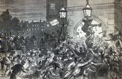 Bread Riot alahuoneen sisäänkäynnillä vuonna 1815 tekijältä English School