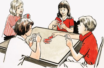 Neljä lasta pelaa korttia tekijältä English School