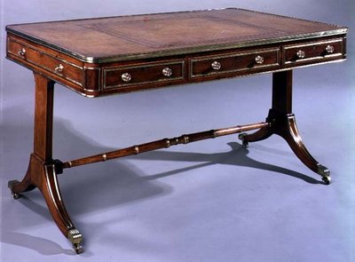 George III kirjoituspöytä, 1800-luvun alku (ruusupuu) tekijältä English School