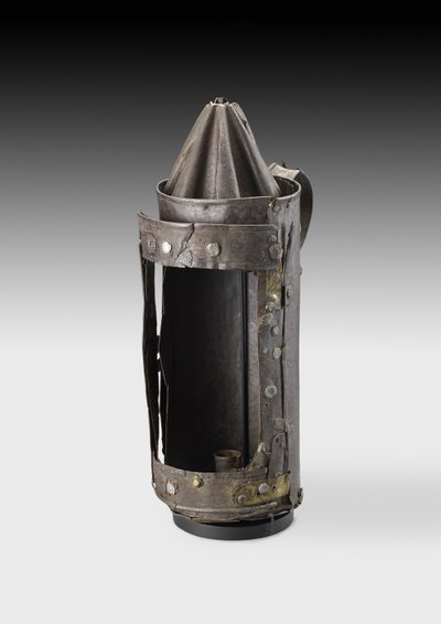 Guy Fawkes Lantern, Tradescant-kokoelmasta, n. 1605 (peltirauta) tekijältä English School