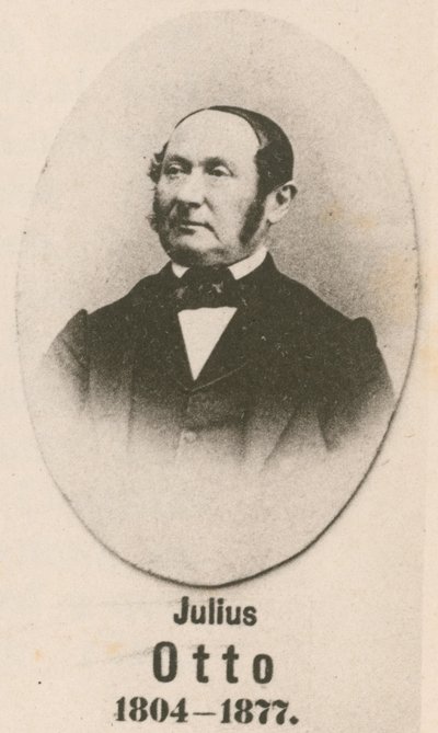 Julius Otto (syväpaino) tekijältä English School