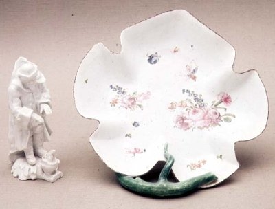 Longton Hall -lehtiastia, Trembly Rose, 1755, ja Winter, 1758 (posliini) tekijältä English School