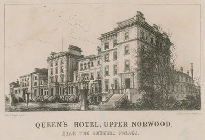 Queens Hotel, Upper Norwood, lähellä Crystal Palacea tekijältä English School