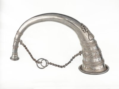 Hopeinen bugle, 1793 n tekijältä English School
