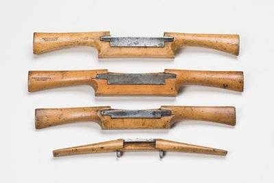 Pinnat, 1700-1800-luku (puksipuu ja metalli) tekijältä English School