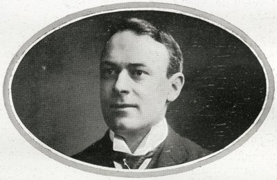 Thomas Andrews, Jr., yksityiskohta RMS Titanicin matkustajista, teoksesta The Sphere, 27. huhtikuuta 1912 (litho) (katso myös 450780) tekijältä English School