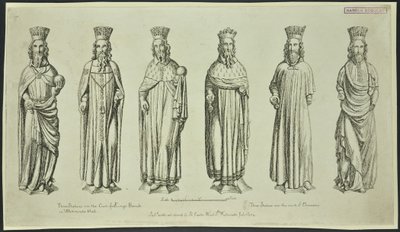 Kolme patsasta Court of King