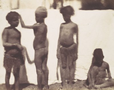 [Lapset Kalabshahin kylästä Nubiasta], 1852. tekijältä Ernest Benecke