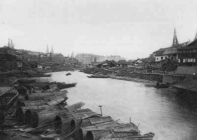 Tzeliutsing, Szechuan, Suolakaivojen teollisuusalue (s/w kuva) tekijältä Ernst Boerschmann