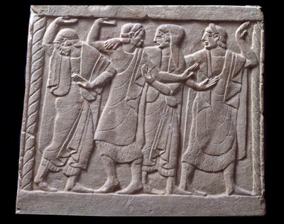 Tanssikohtaus, marmorihautakiven matala kohokuvio tekijältä Etruscan Etruscan