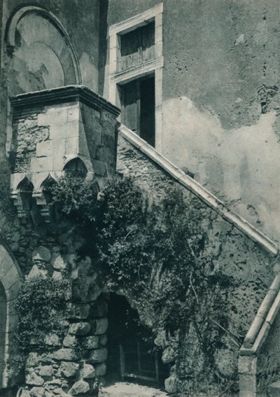 Hiljainen nurkka Taorminassa, Sisiliassa, Italiassa, 1927 tekijältä Eugen Poppel