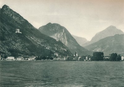 Riva del Garda Gardajärvestä, Italiasta, 1927 tekijältä Eugen Poppel