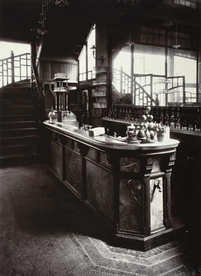 Kabareebaari tekijältä Eugène Atget