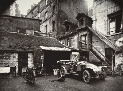  tekijältä Eugène Atget