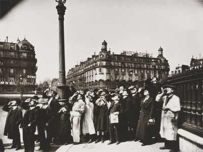 Auringonpimennys, 1911 tekijältä Eugène Atget