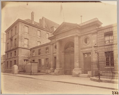 Charitén sairaala tekijältä Eugène Atget