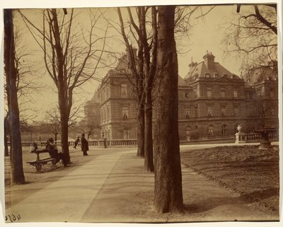 Luxembourgin puisto tekijältä Eugène Atget
