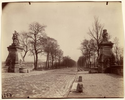 Juvisy, kauniit suihkulähteet tekijältä Eugène Atget